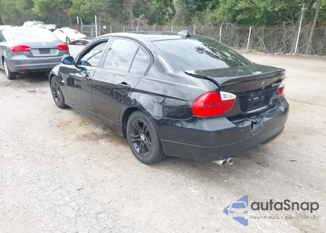 2008 BMW 328Xi z USA, uszkodzony, nr VIN WBAVC73588KP39448